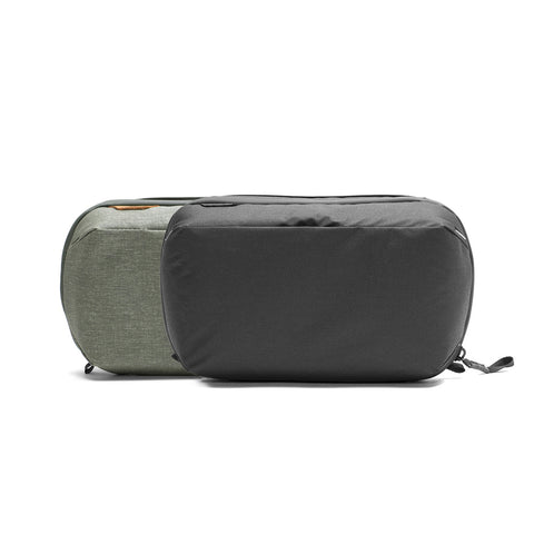 wash pouch in sage and black colorway